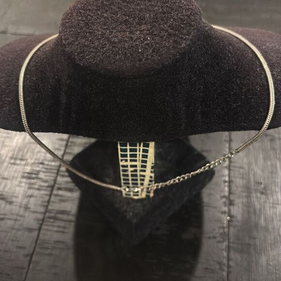 Southwestern Silver And Black Stone Western Boho Necklace - Picture 3 of 7